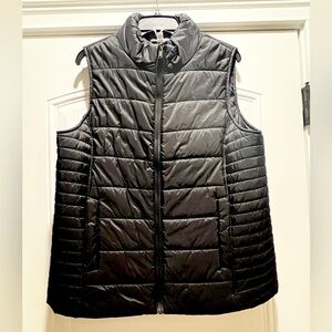 Women’s Black Large (12-14) Puffy Quilted Vest NEW!